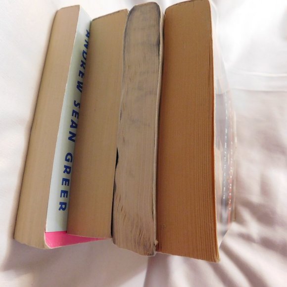 Book Lot: Crow Lake, Art of Hearing Heartbeats, The Art Forger On Paradise Drive - Picture 4 of 4